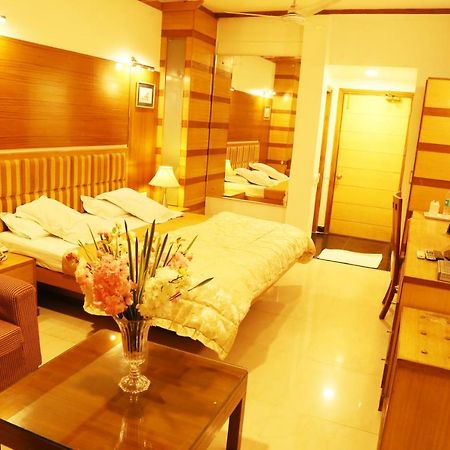 Hotel H26 Chandīgarh Dış mekan fotoğraf