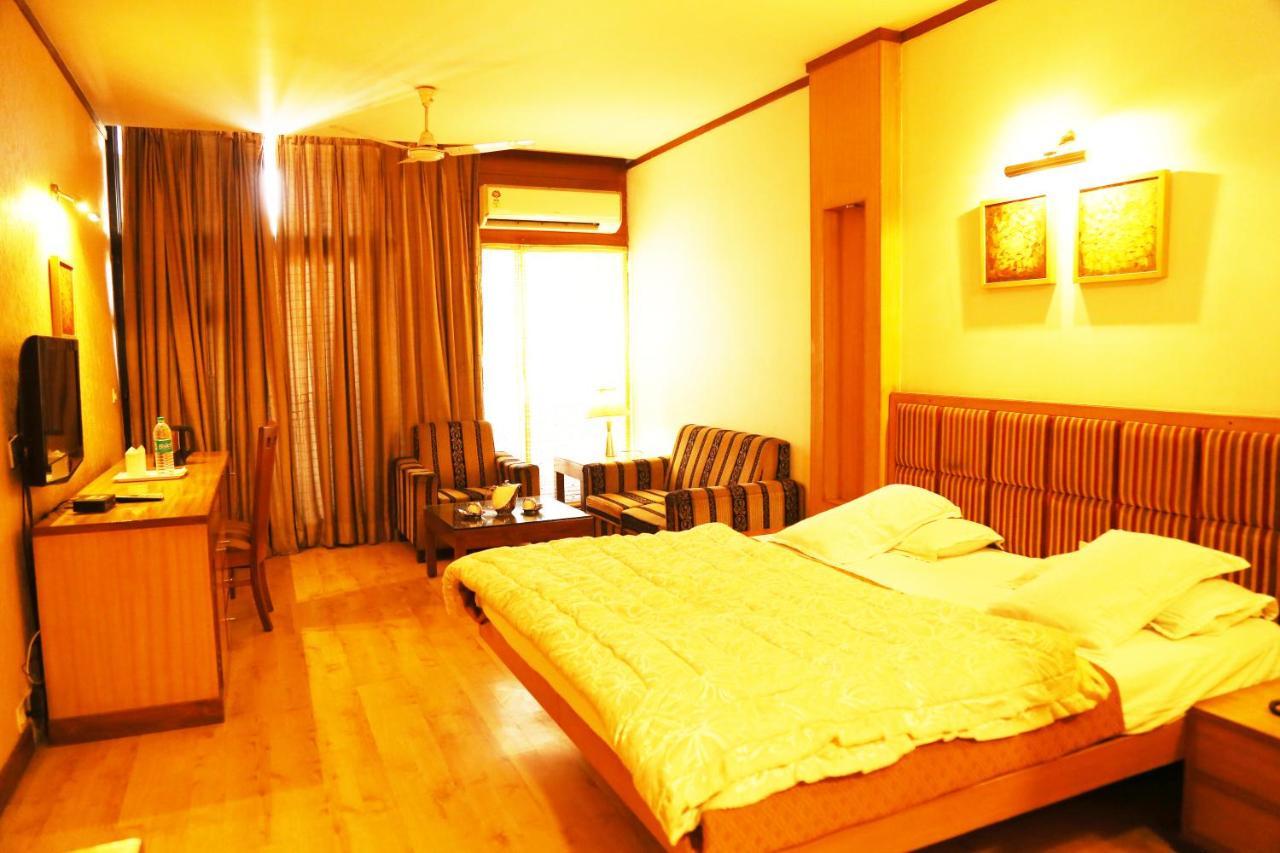Hotel H26 Chandīgarh Dış mekan fotoğraf